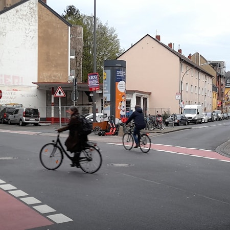 Escher Straße1