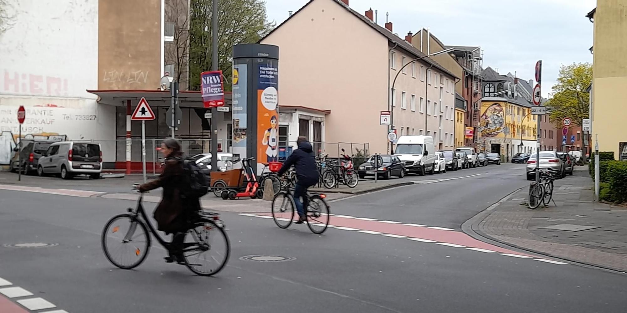 Escher Straße1