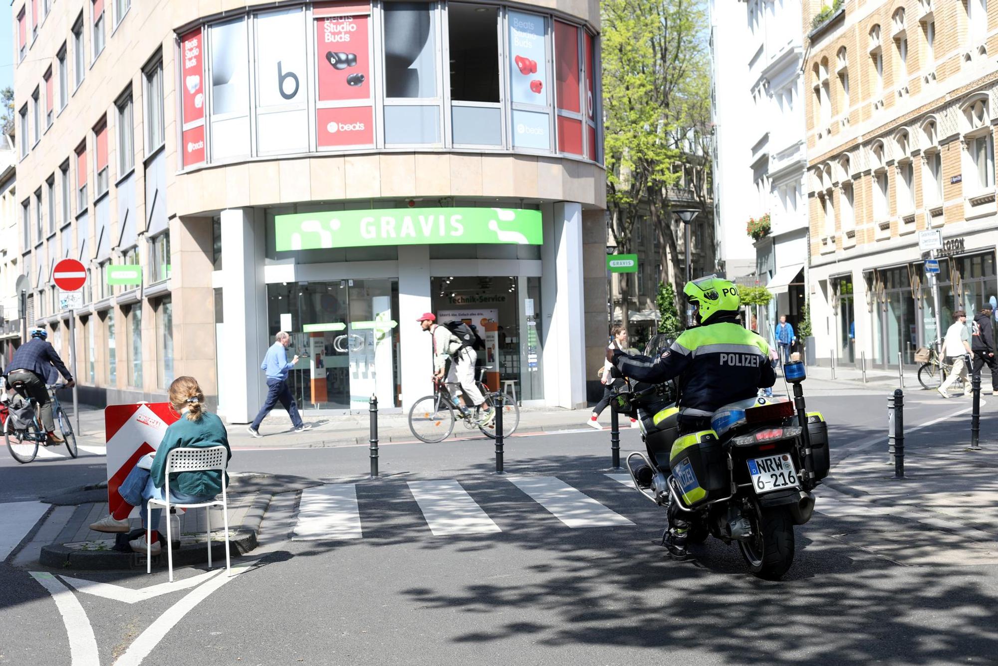 3 ehrenstraße