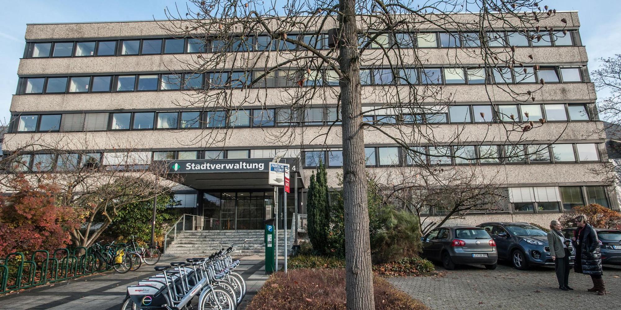 leverkusen-miseloestrasse-verwaltungsbebaeude--ALF_1031