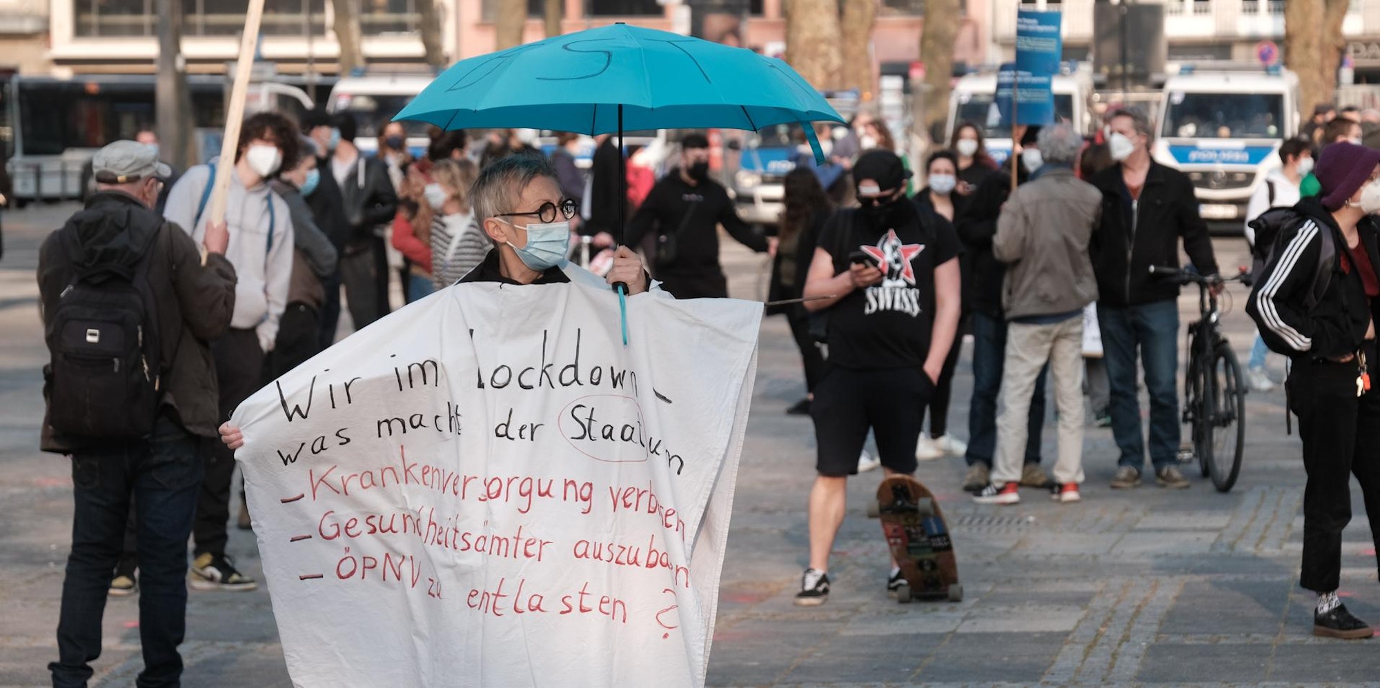 Demo gegen Einschränkungen