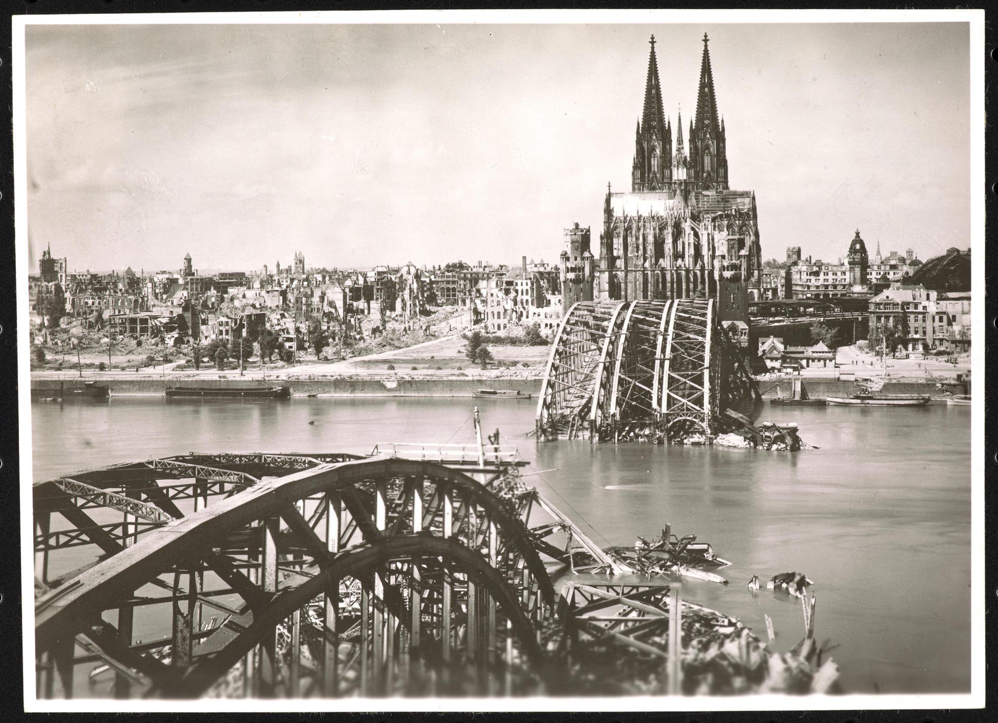 02_Hohenzollernbruecke_ba_d054151