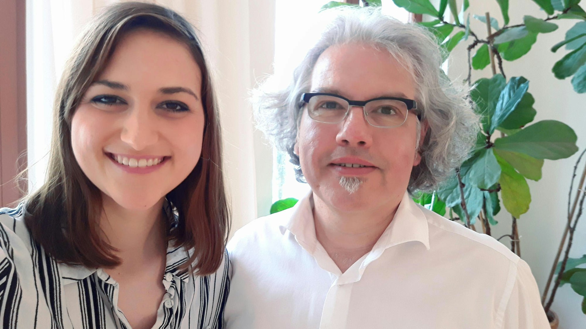 Laura Wenzel und Sexualtherapeut Guido Schneider Podcast-Aufzeichnung