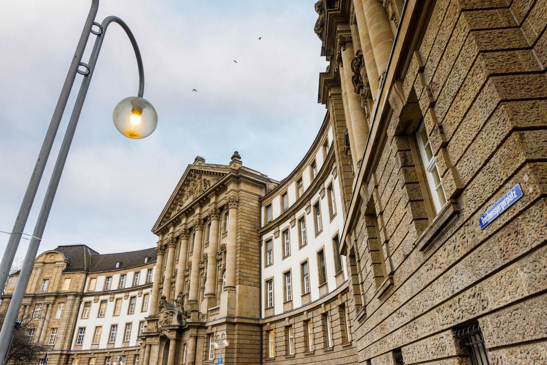 Justiz Reichensperger Platz