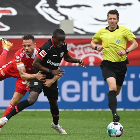 900B2E30-4E15-4797-A9C8-4C8BA7A61928