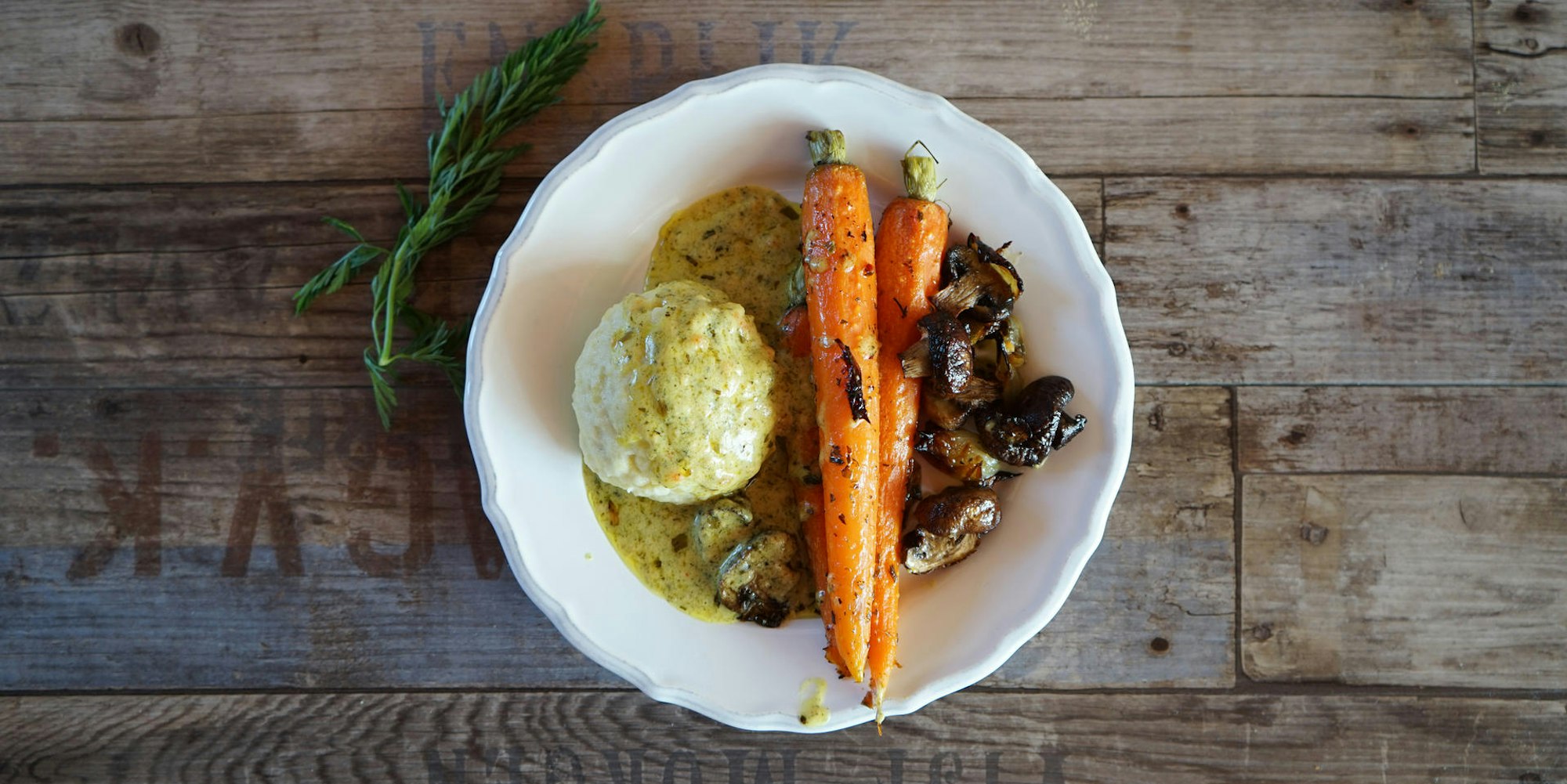 Kartoffelkloesse_mit Ofengemüse