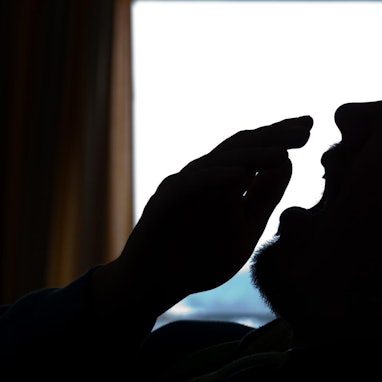 Symbolbild Dornröschen dpa