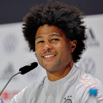 Gnabry PK vor Italien (2)