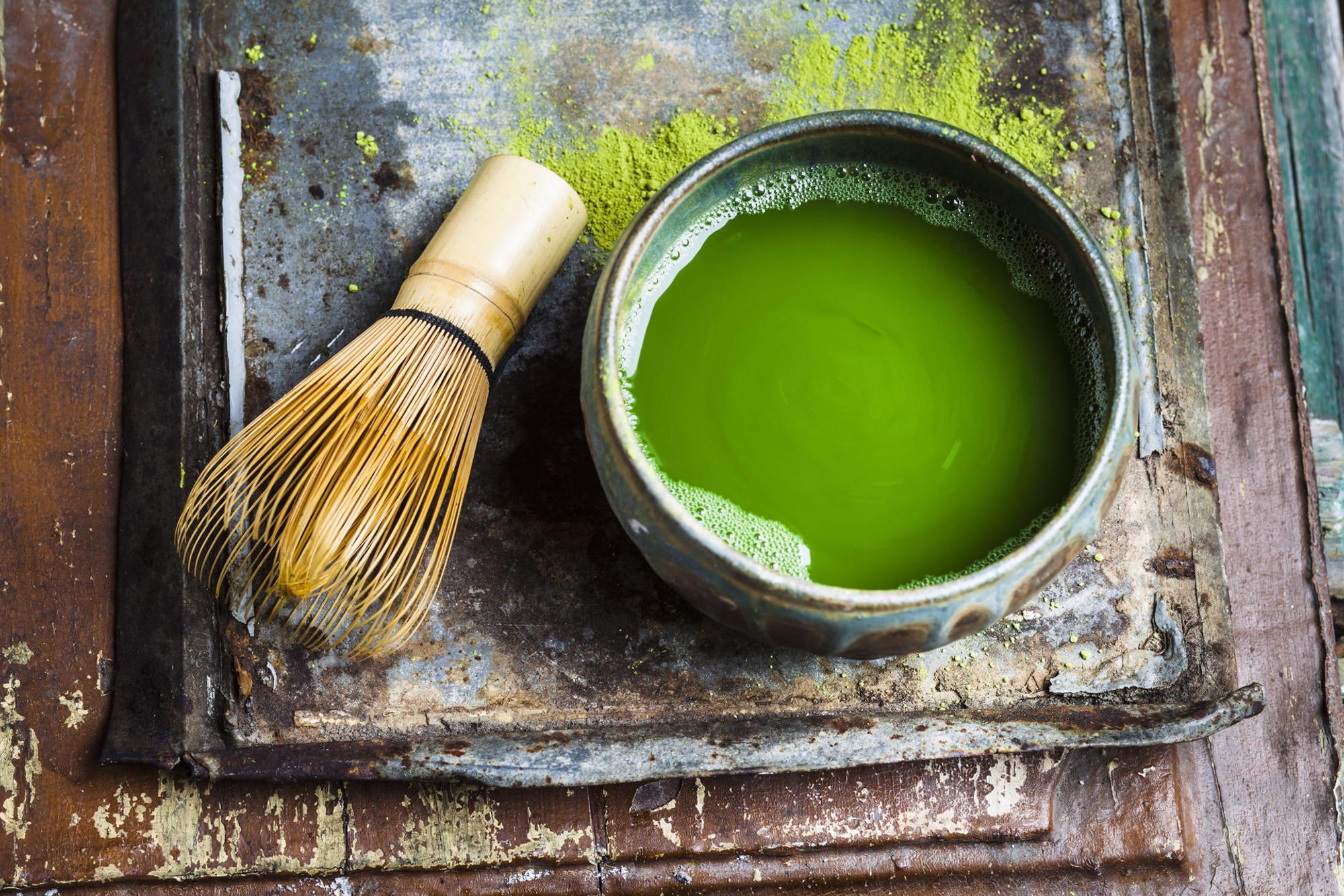 kochen mit matcha besen