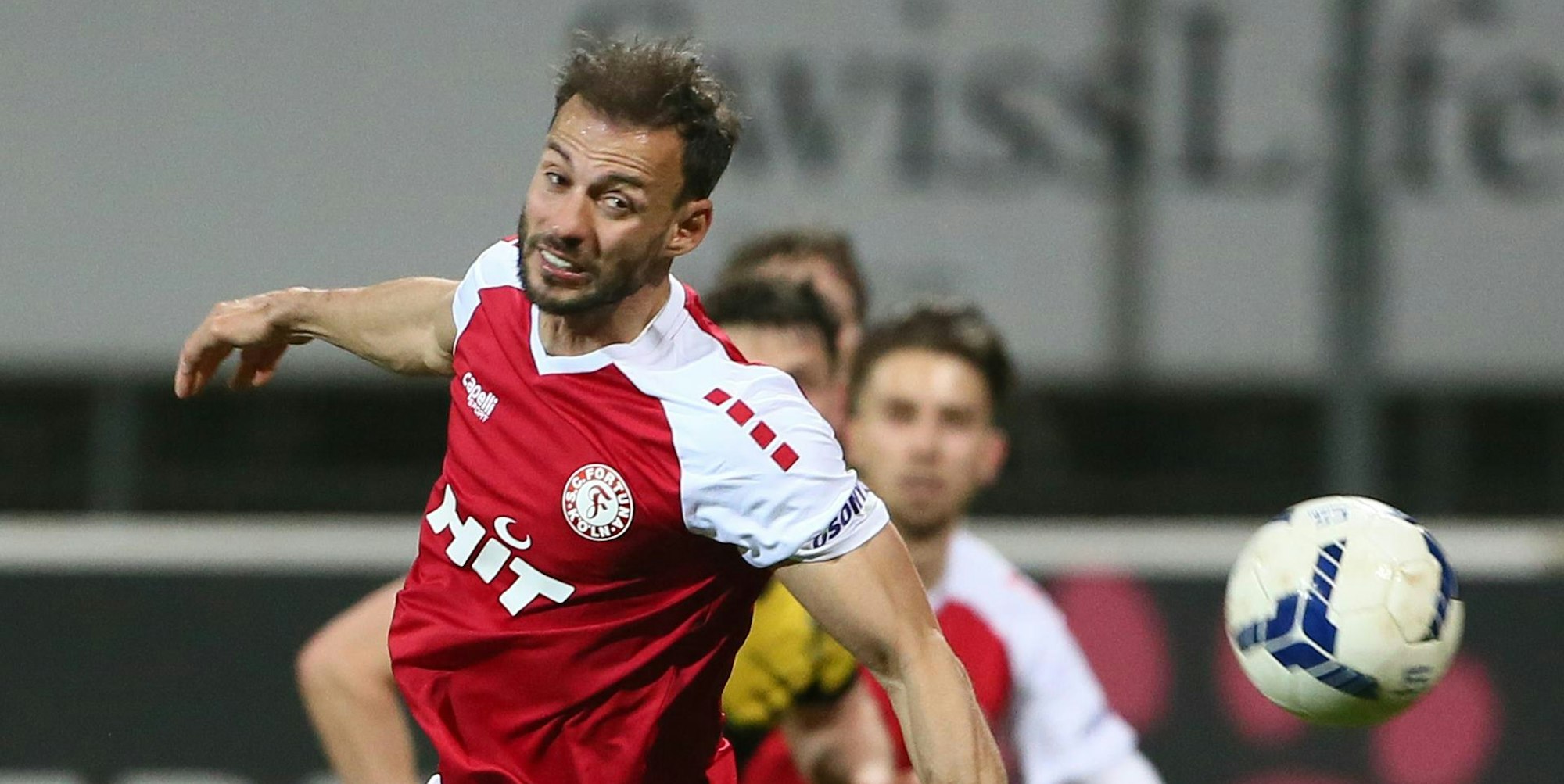 E8A7241D-DE80-4203-8700-683039733F76