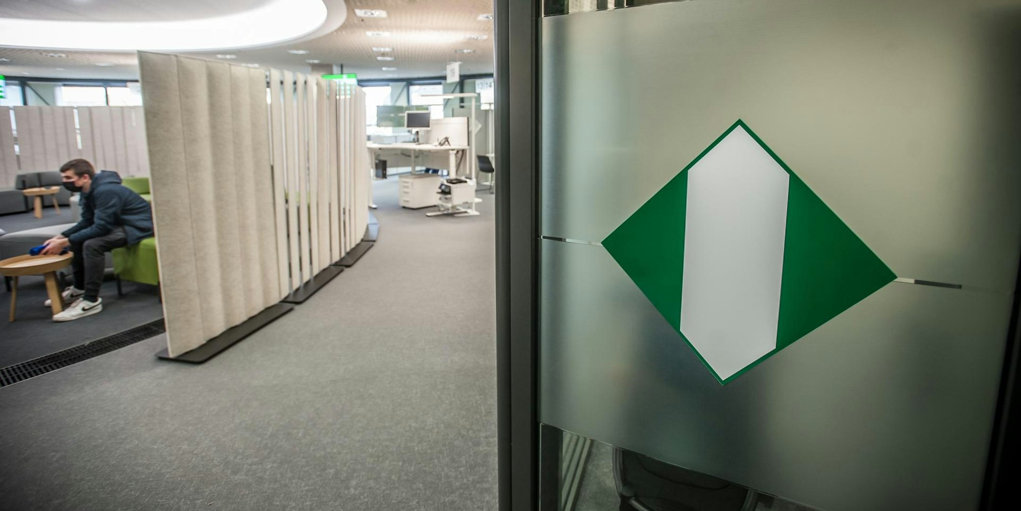 buergerbuero_arbeitsplaetze_rar_rle_04052022ALF_4268 (1)