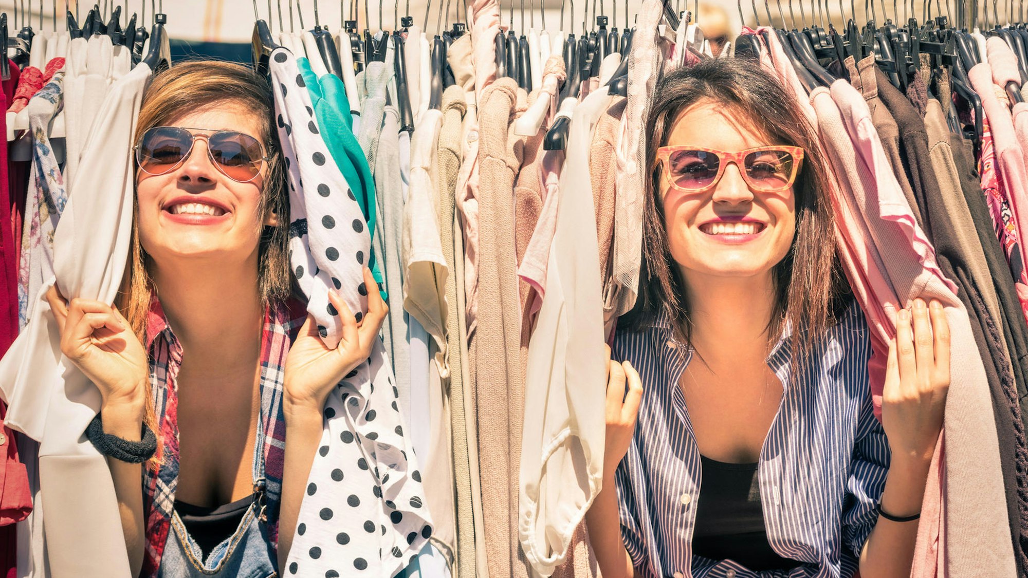 Vintage-Kleidung für alle Lebenslagen (Symbolbild)