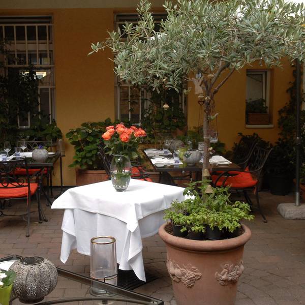 Lauschiger-Platz-Laccento