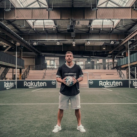 STRASSENKICKER_BASE_2_Johnny Brungs