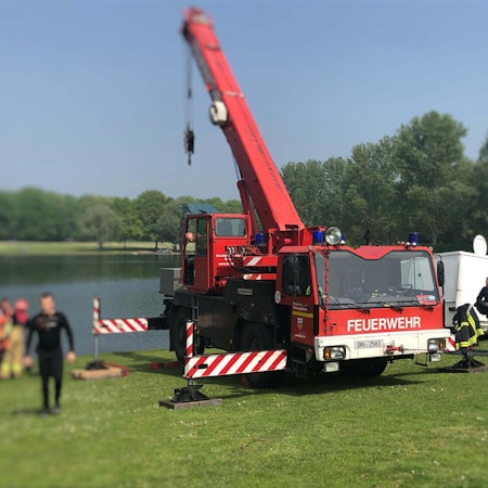 Bierwagen im Rheinauensee 010519