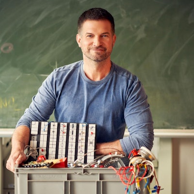 RTL_DerLehrer_IX_Boeer_Simon_#03