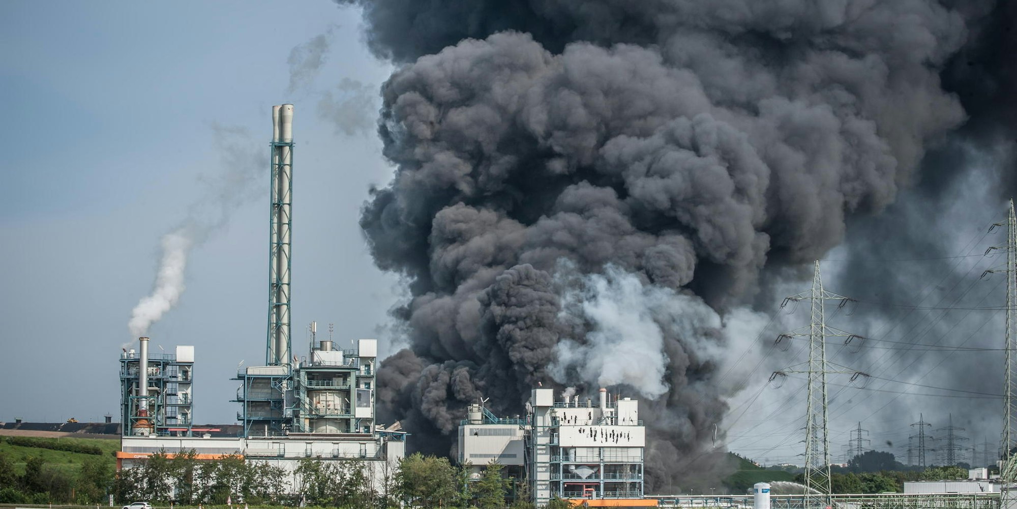 EXPLOSION_SONDERMUELLVERBRENNUNG_RLE_Leverkusen072720__3