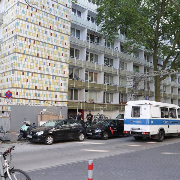 Mann tötet Frau mit Axt