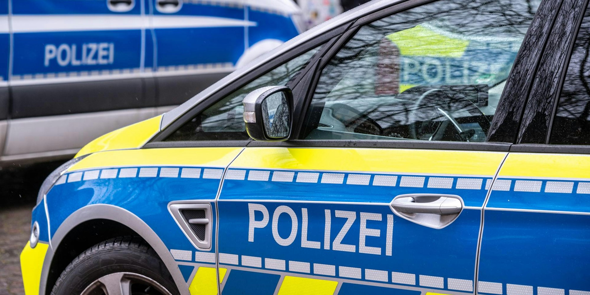 POlizei Symbol 24072