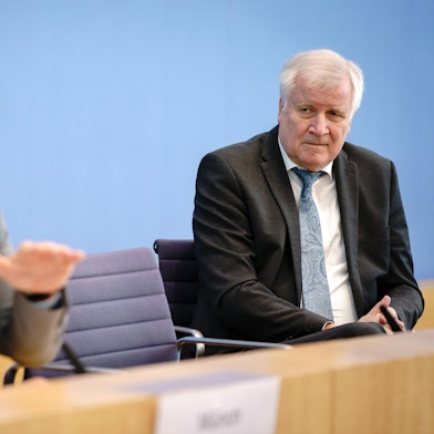 seehofer-münch-dpa