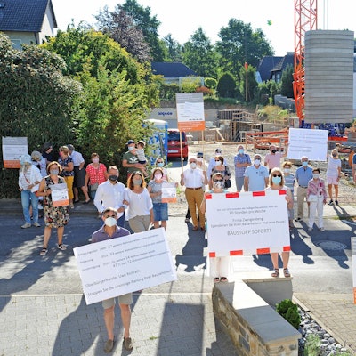 le-protestaktion-neukronenberger-strasse_(6)