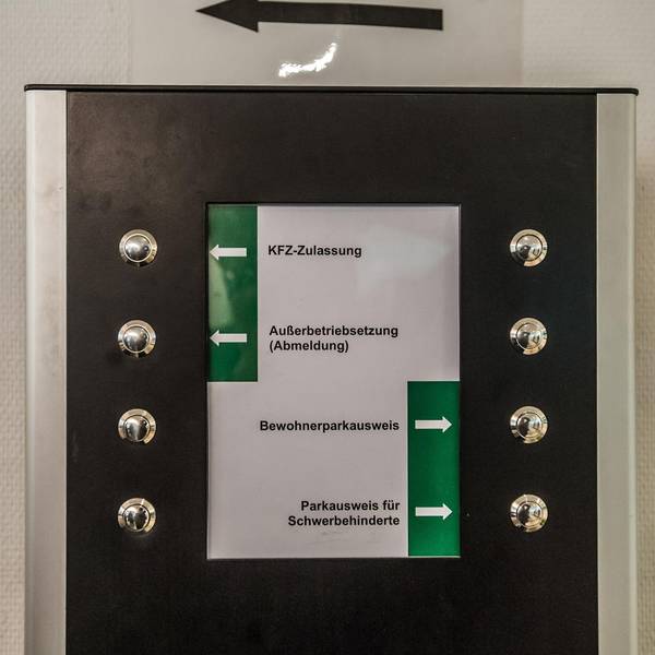 leverkusen-strassenverkehrsamt--ALF_6131
