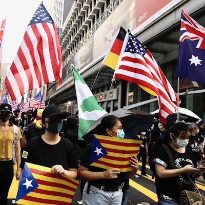 Hongkong Flaggen dpa