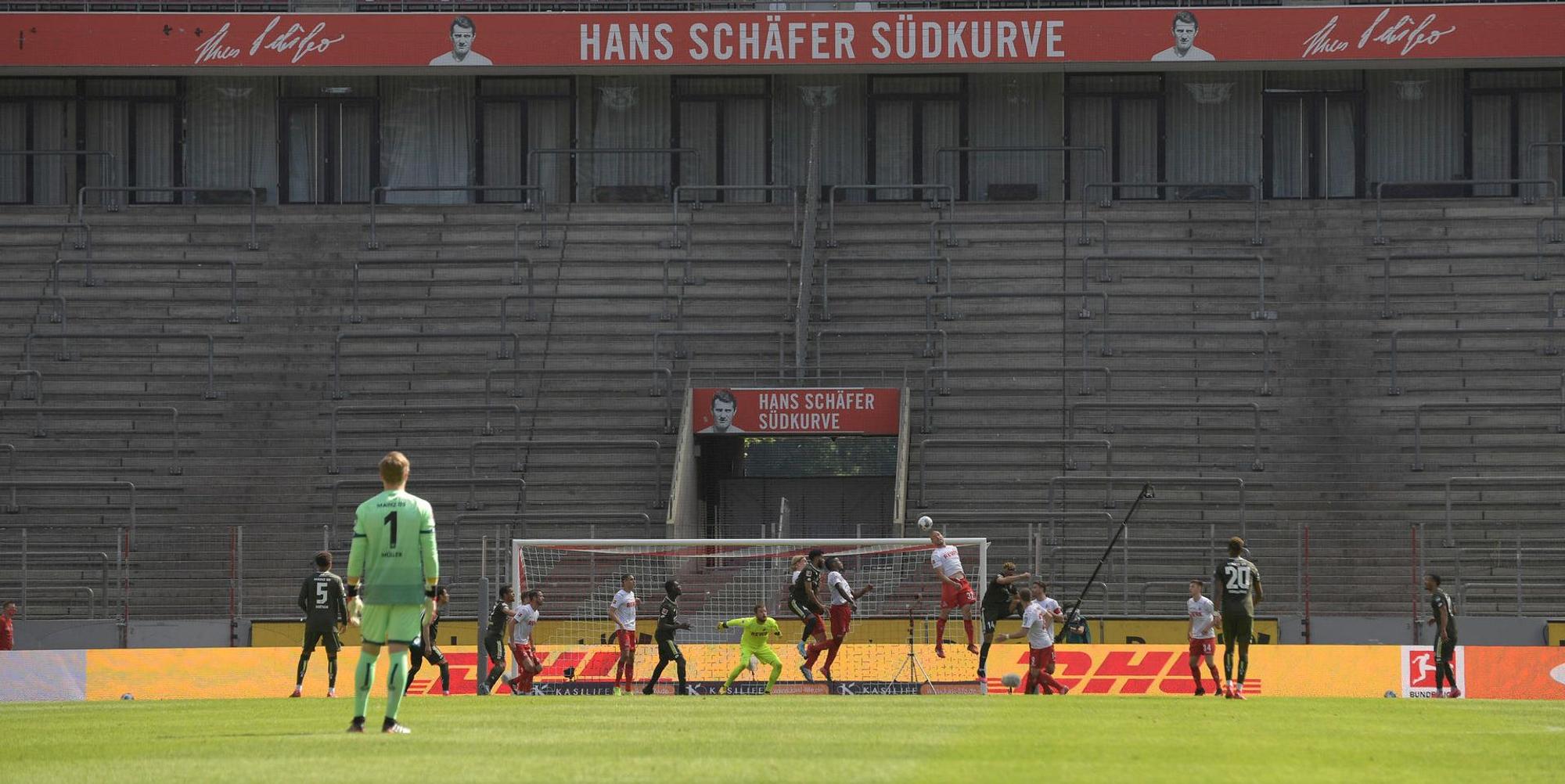LeeresStadion