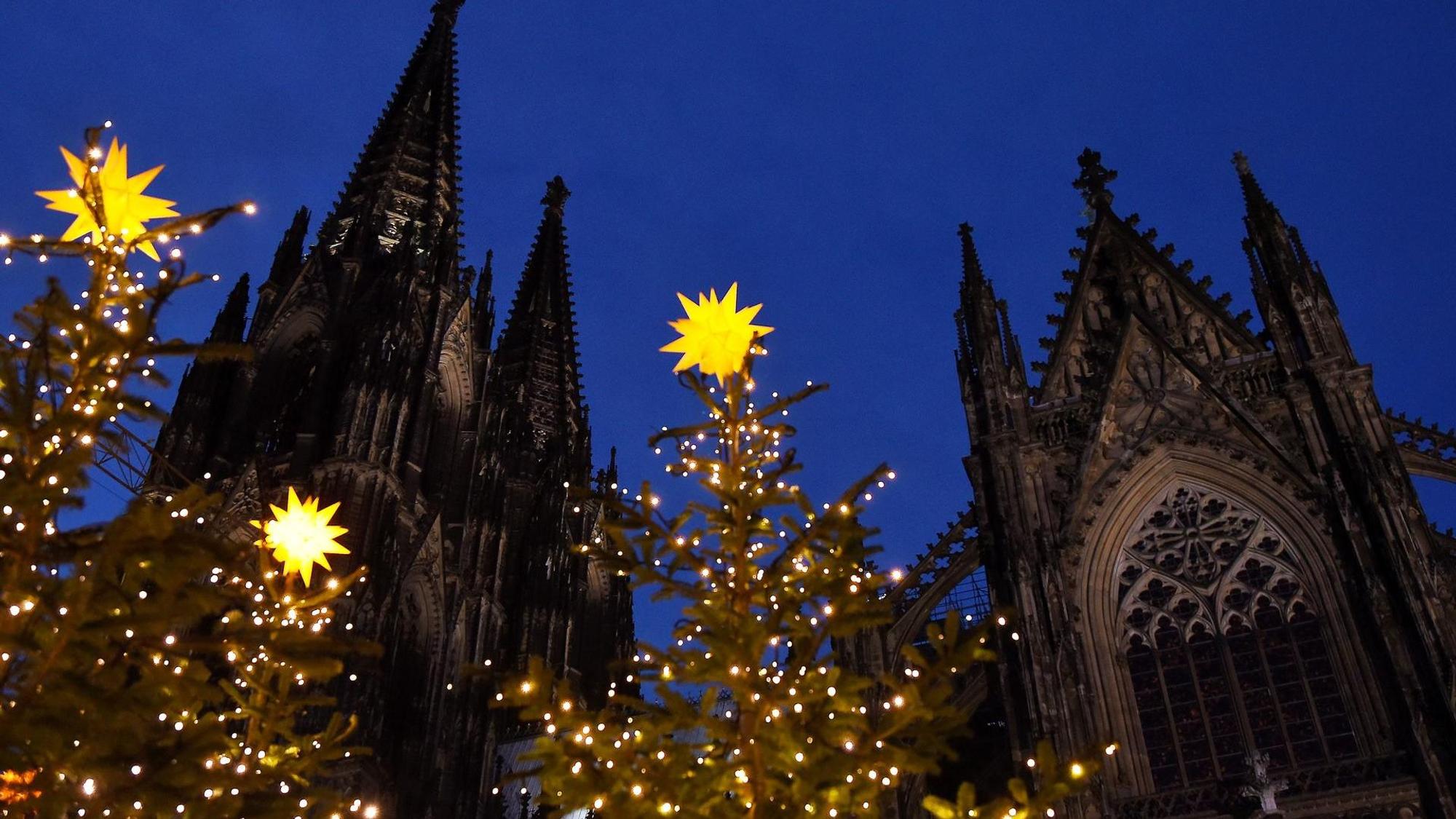 Weihnachtsbeleuchtung Dom 2020