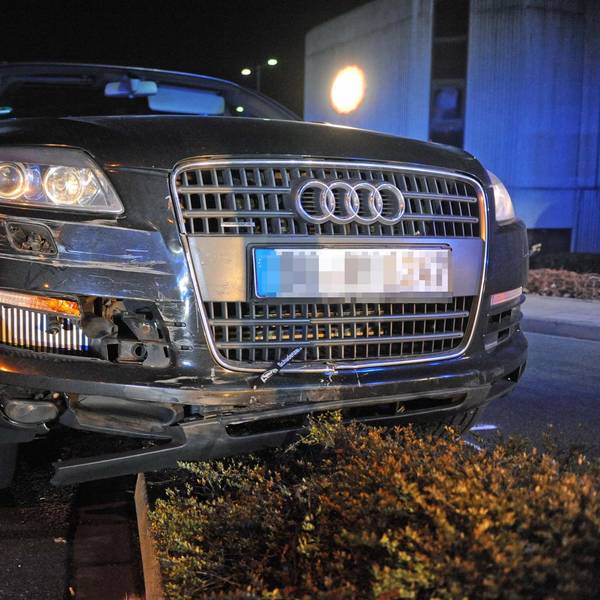 Unfallverursacher beissel Hürth-PArk