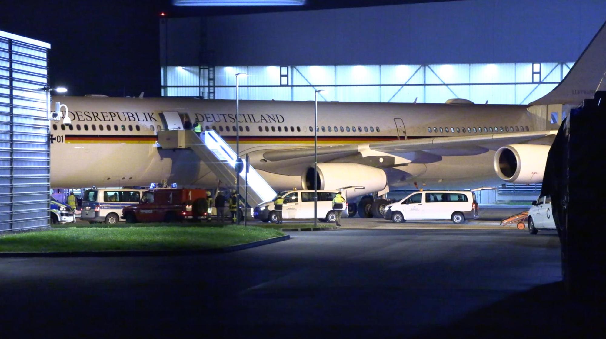 Airbus in Köln Zwischenlandung Merkel