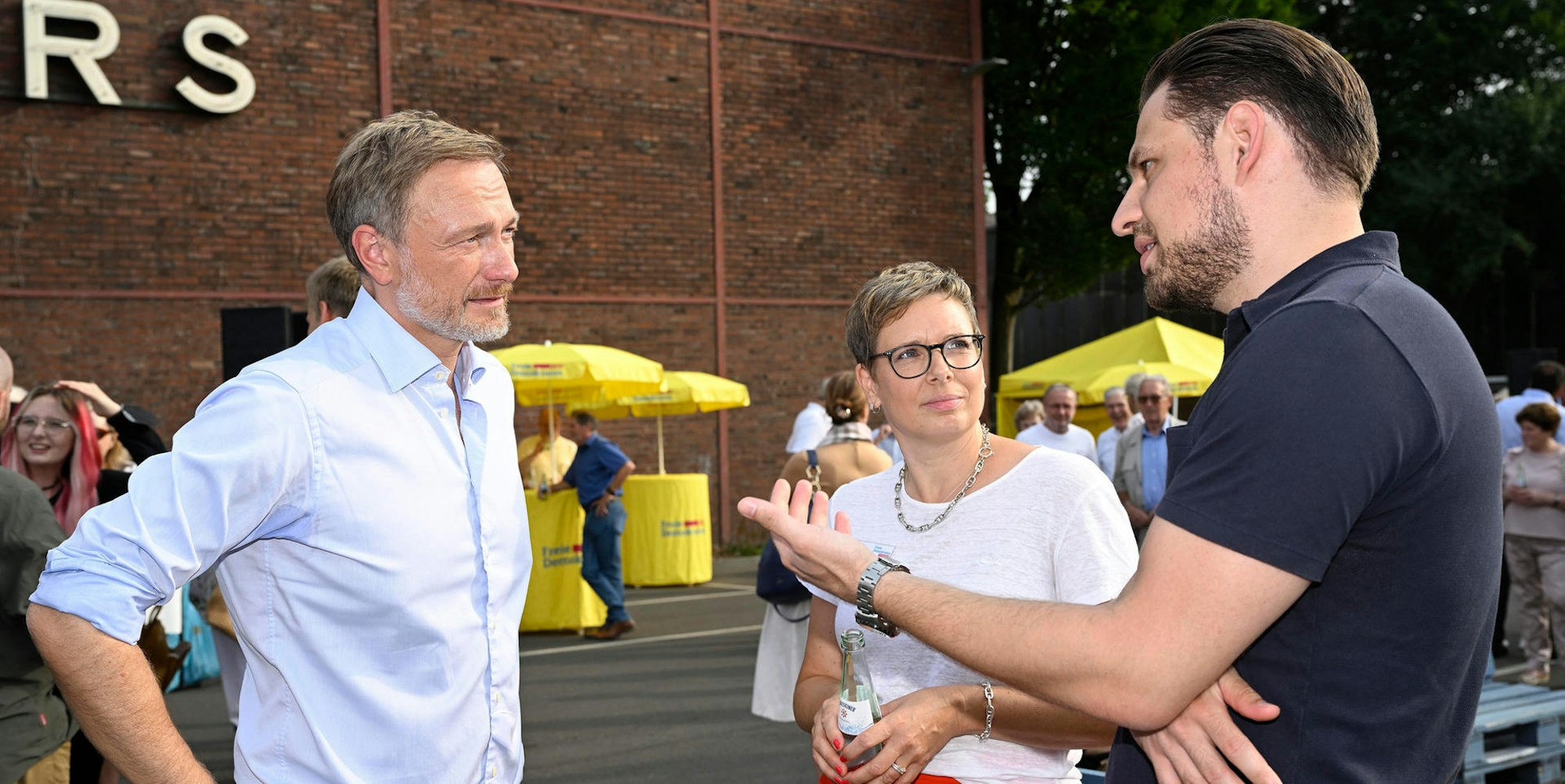 Lindner besucht Bergisch Gladbach