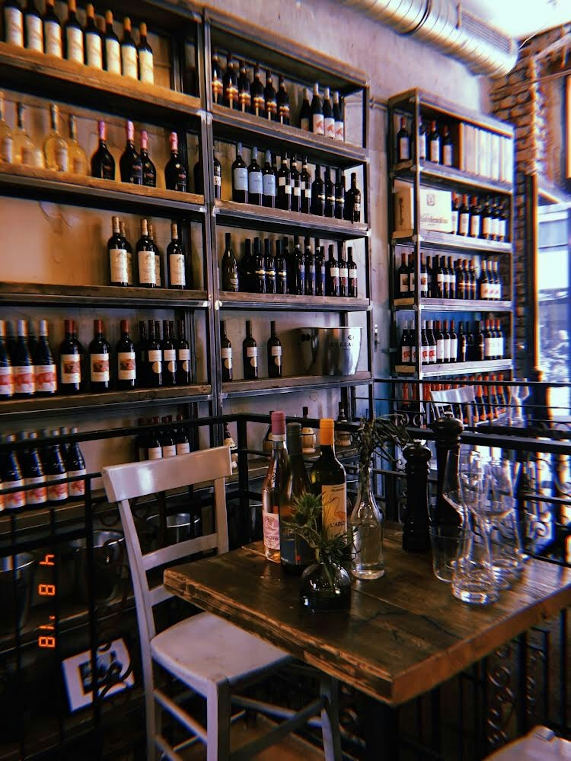 cumpane weinbar