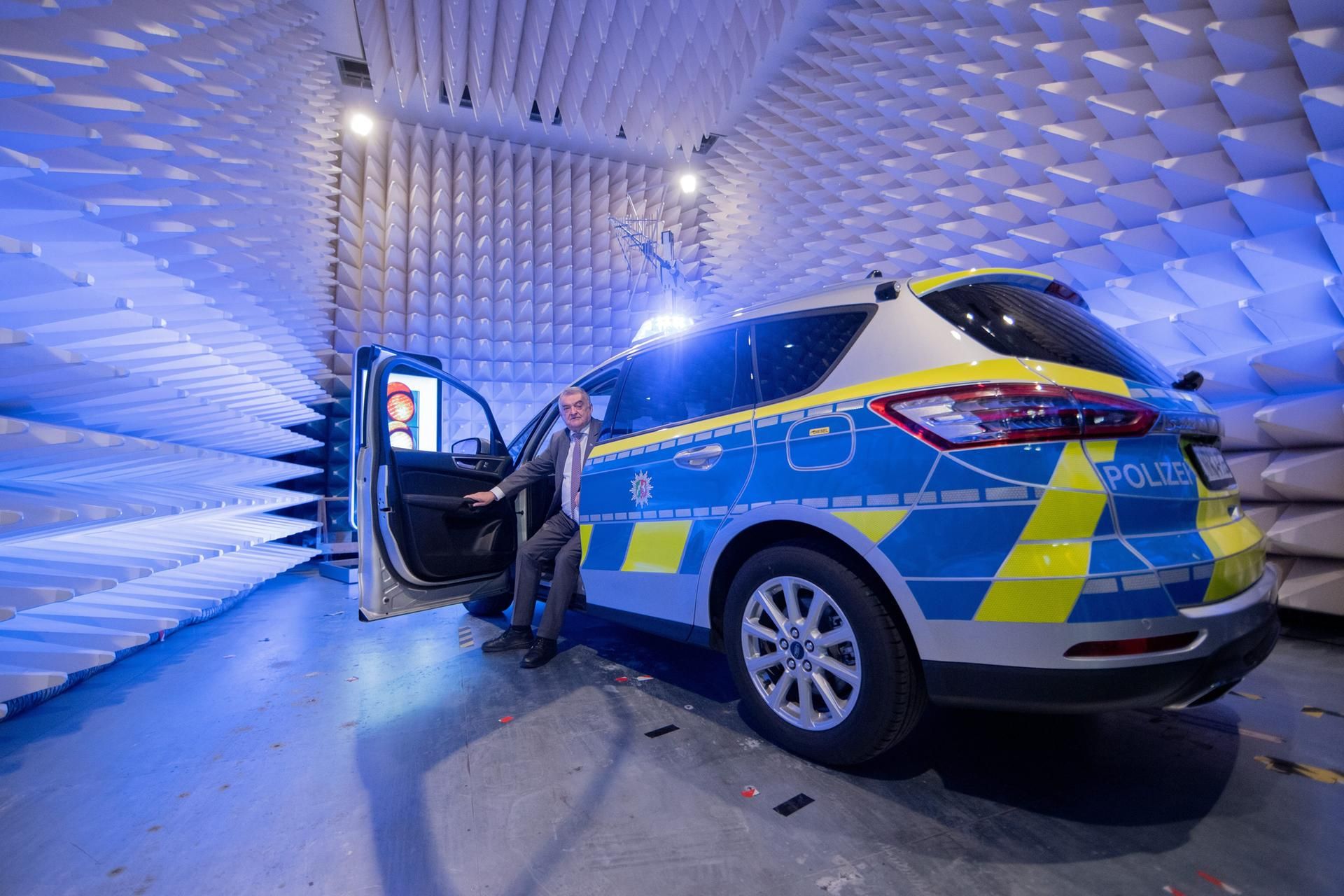 Polizeiauto Reul