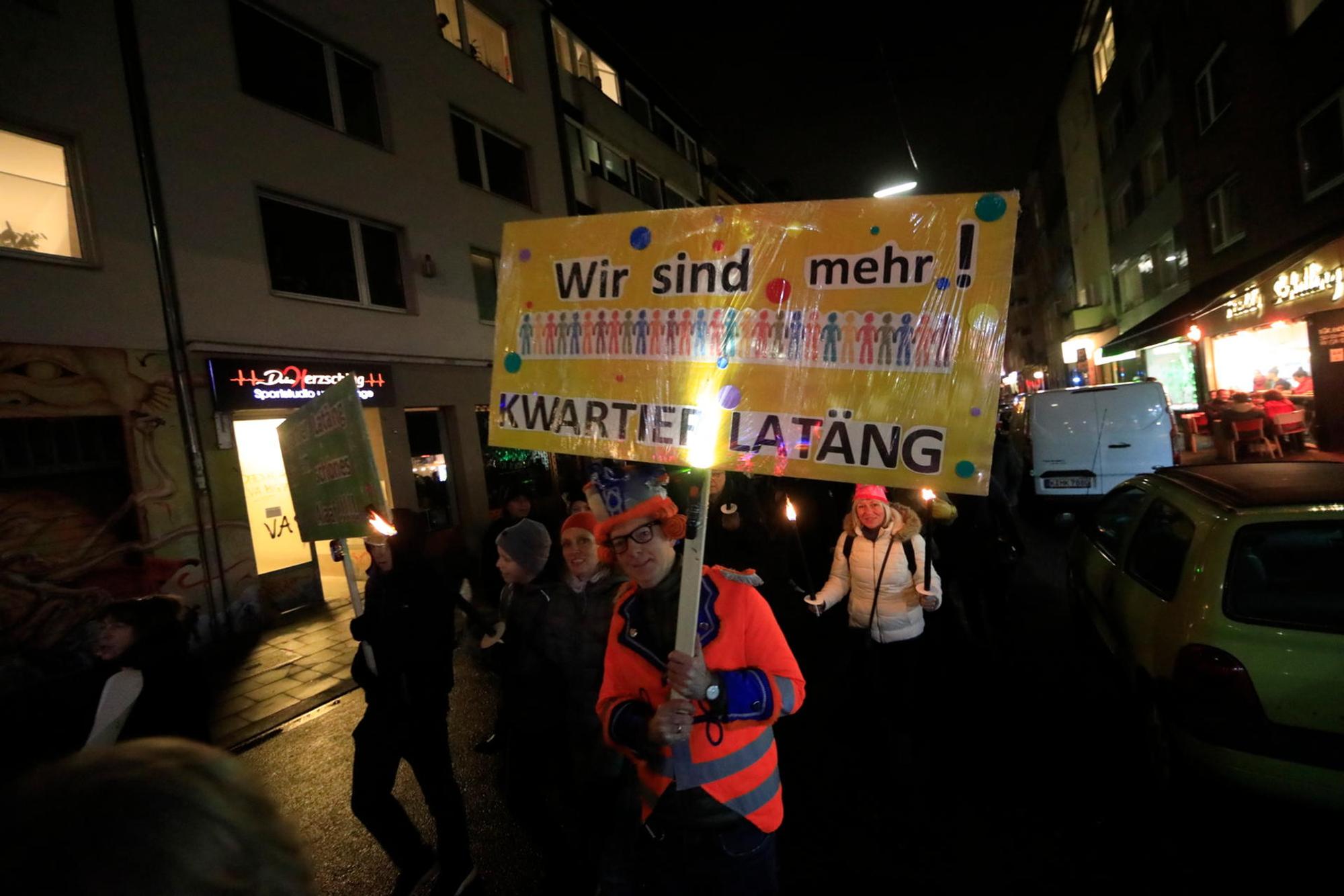 kra_karnevalprotest004