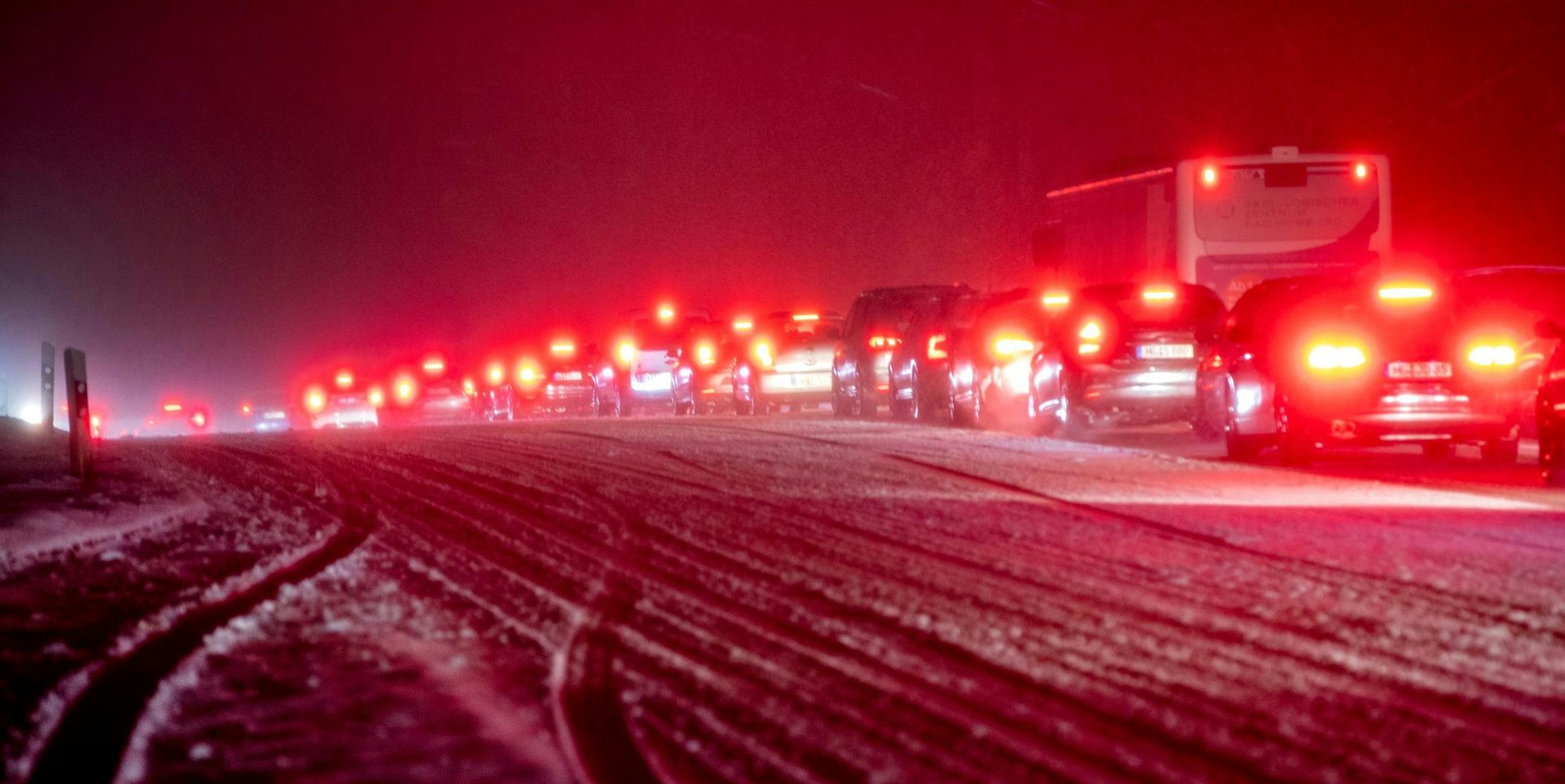 Schnee Chaos Verkehr