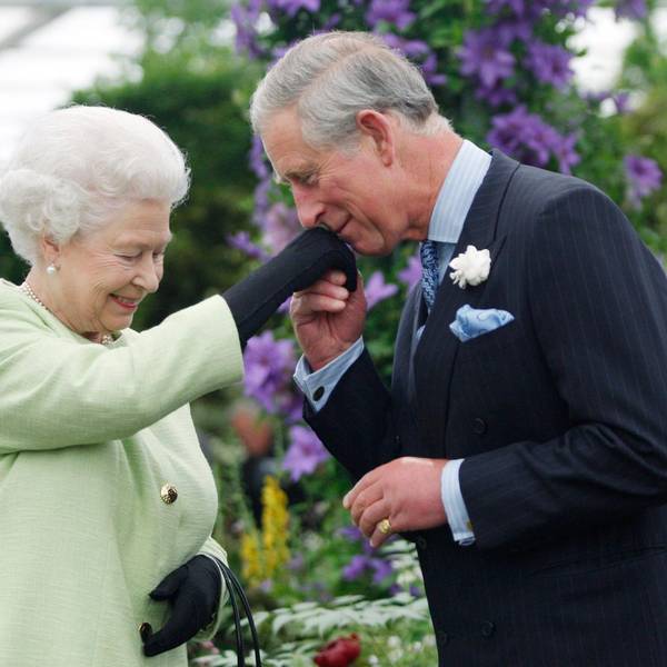 Elizabeth II und Charles 2018 (1)