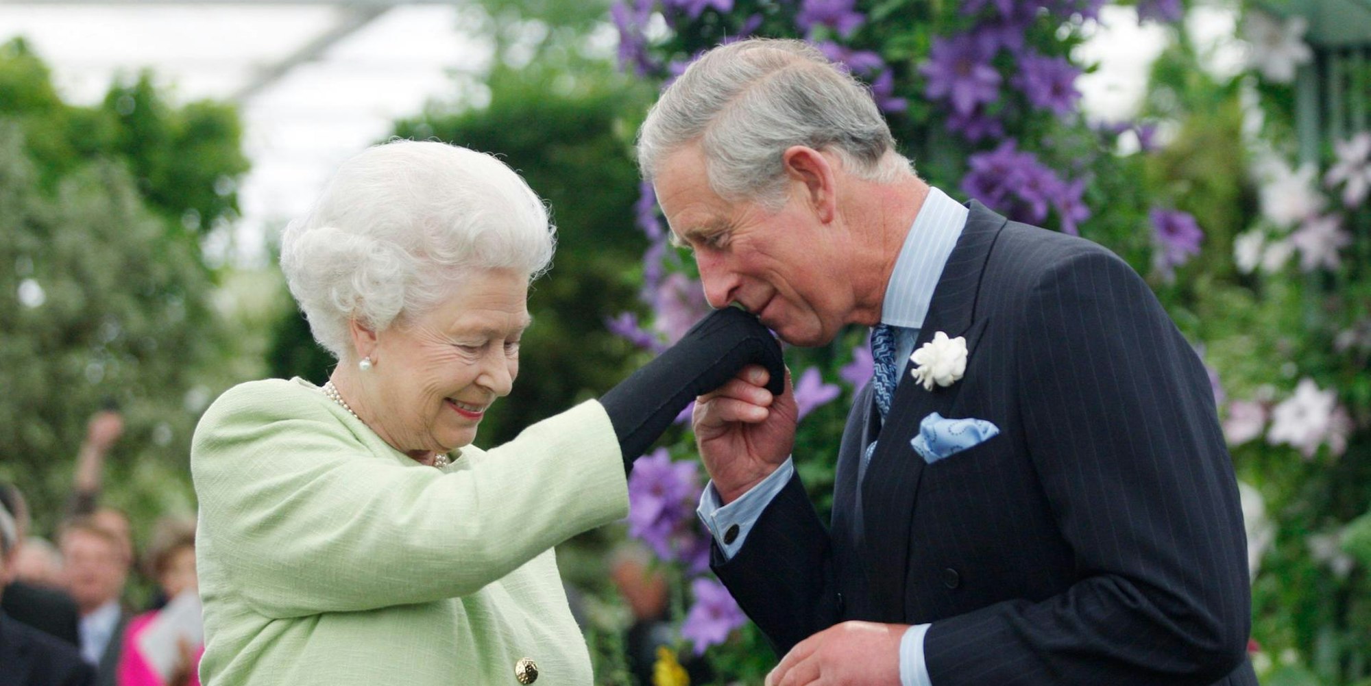 Elizabeth II und Charles 2018 (1)