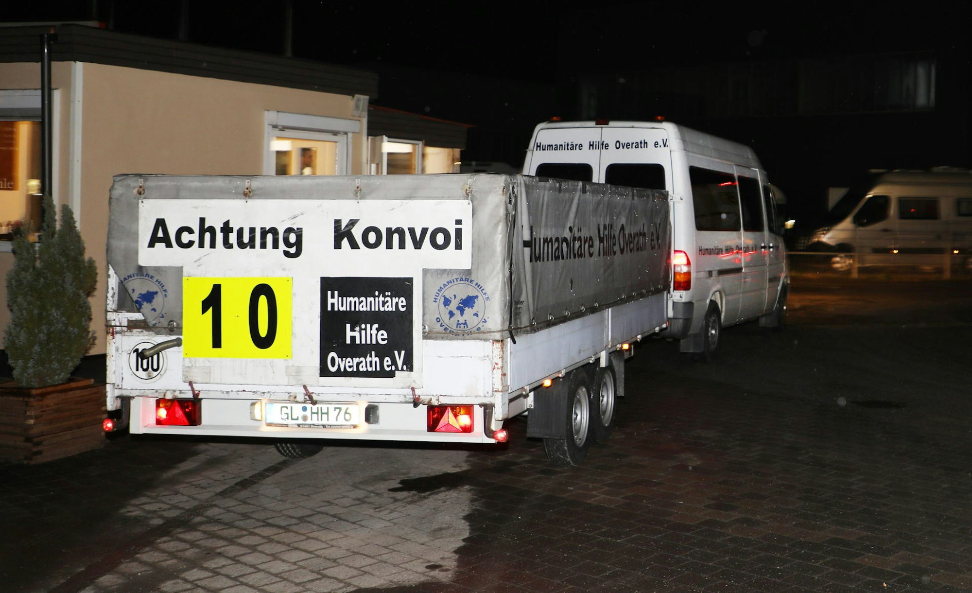 Fuehrungs-Fahrzeug