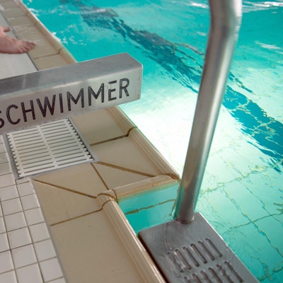 nichtschwimmer symbolbild