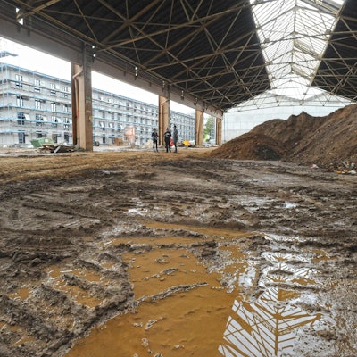 Opladen Baustelle Cube Real_002