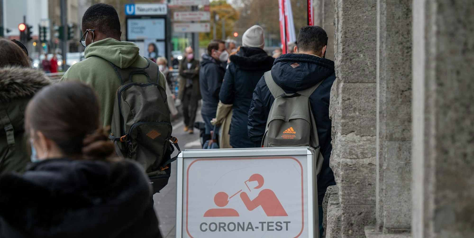 Gesundheitsamt Schlange