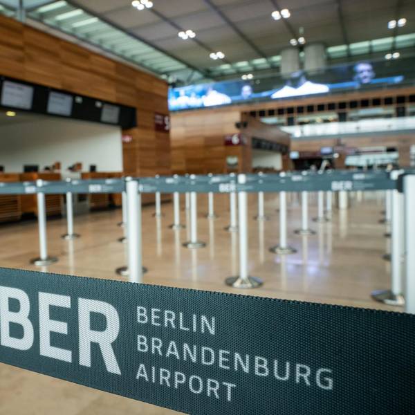 BER Flughafen Halle