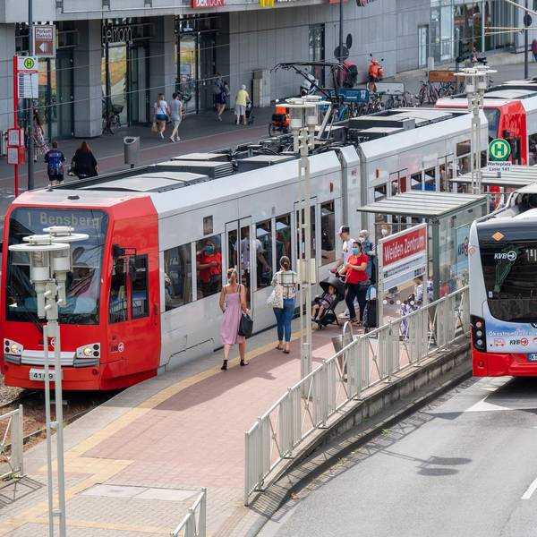 KVB Bahn Köln Weiden 1