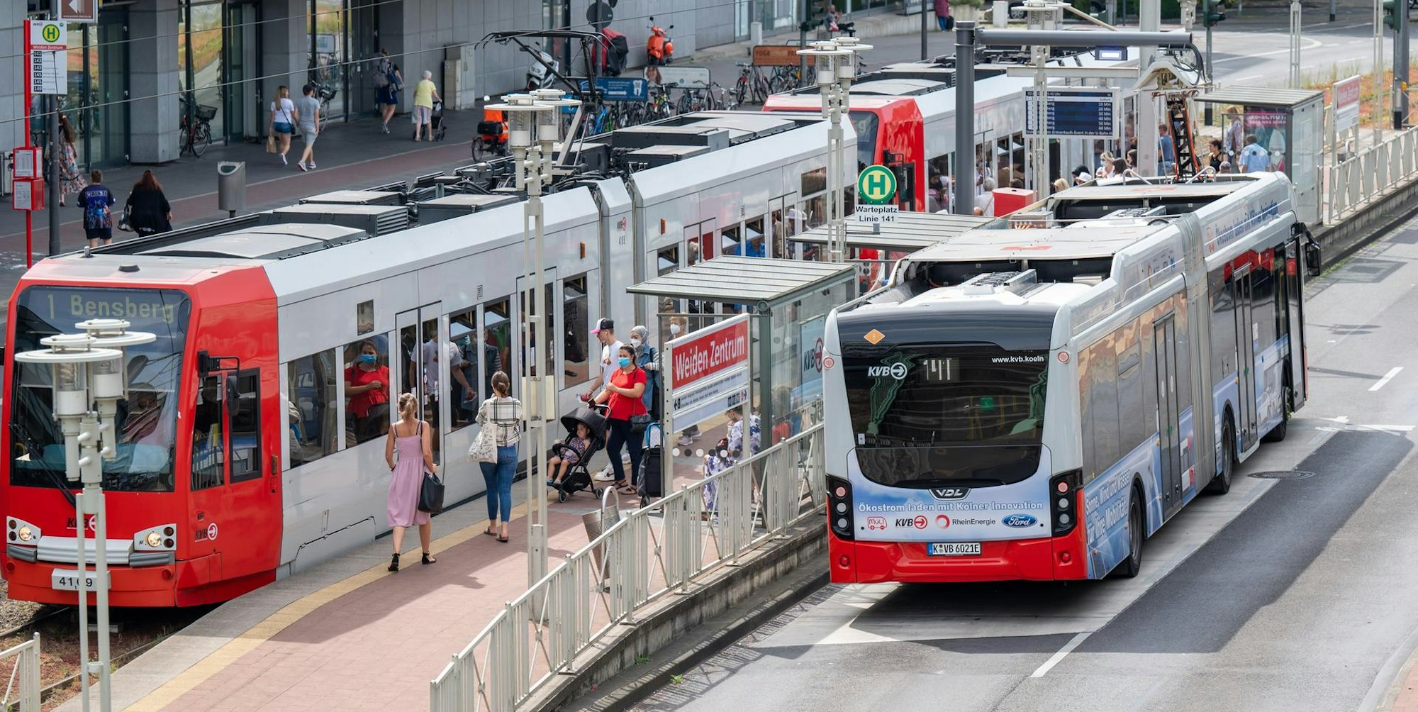 KVB Bahn Köln Weiden 1