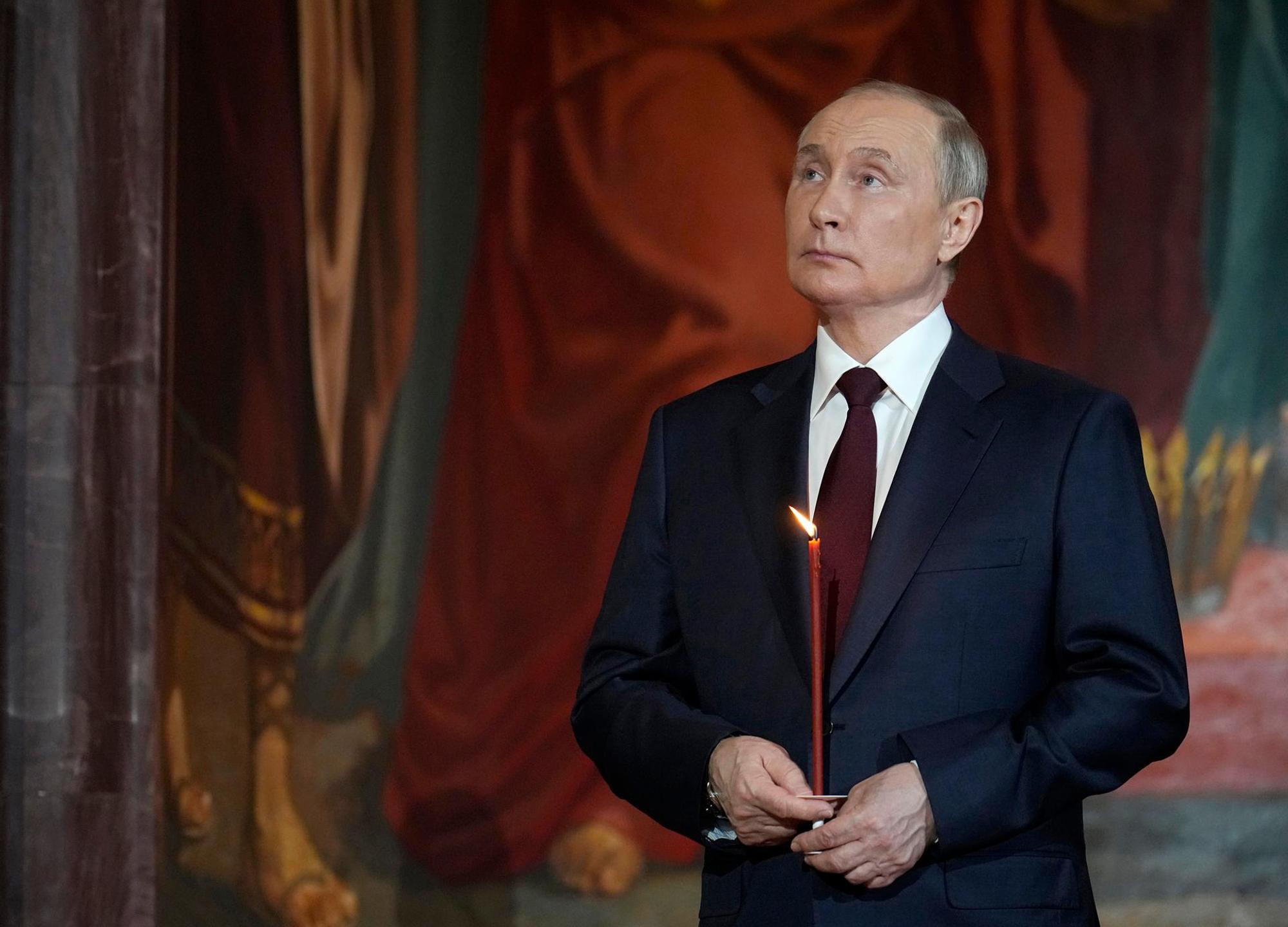 Putin Kerze 250422