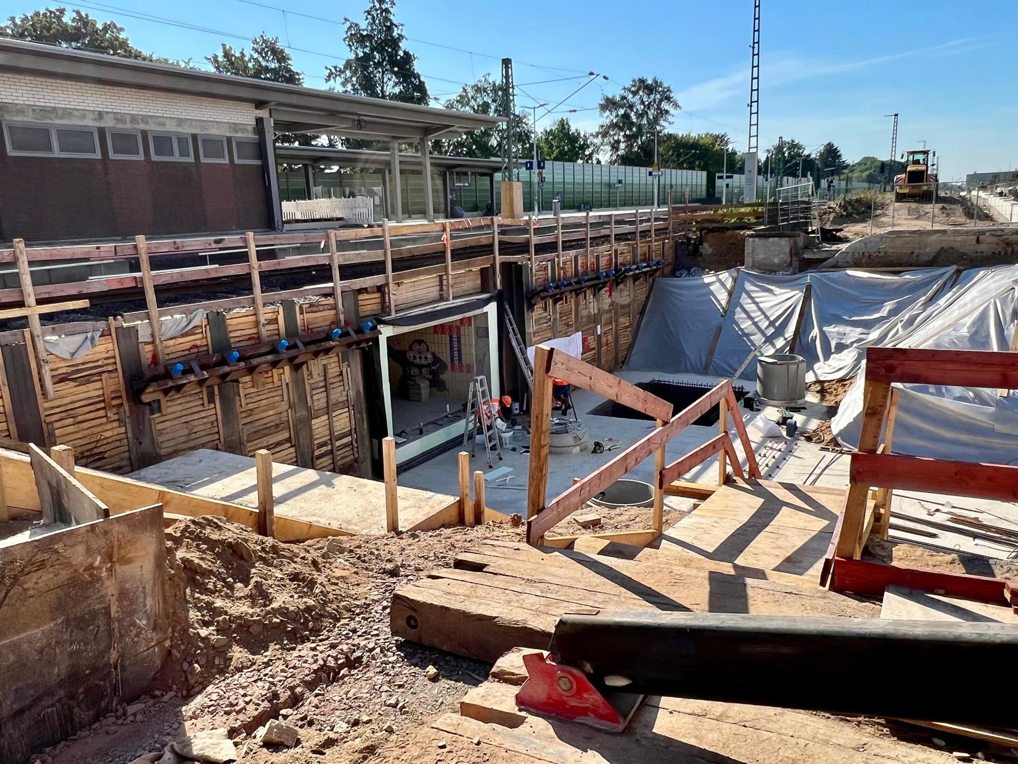 Lev-DB-Baustelle-Unterfuehrung