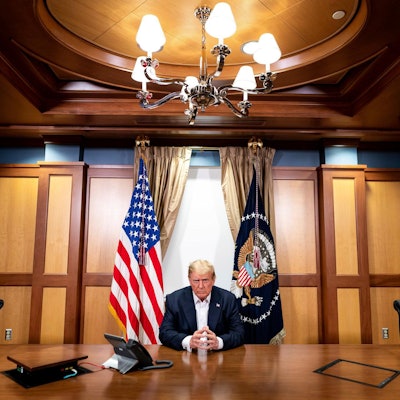 Trump Krankenhaus Arbeitszimmer