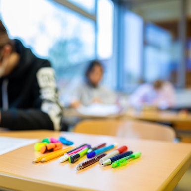 Präsenzunterricht Symbol