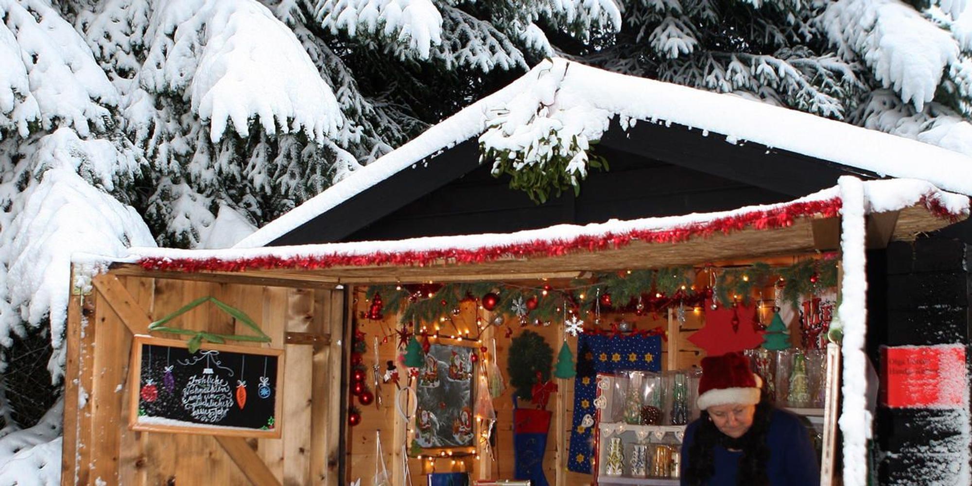 Weihnachtsmarkt_im_Wald_GuidoWagner_HOCH